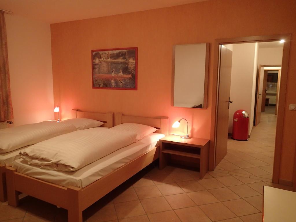Emmerthalシャッパース フェーリエンボーヌンゲンアパートメント 部屋 写真