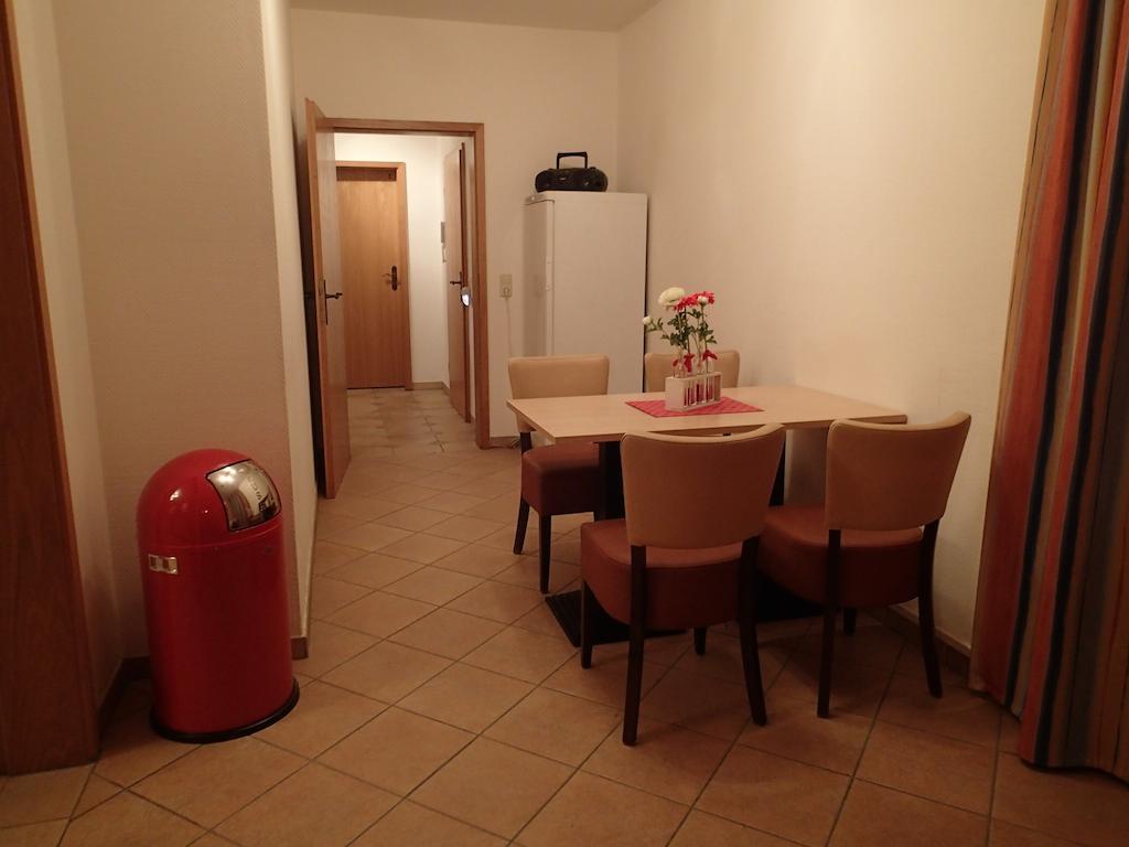 Emmerthalシャッパース フェーリエンボーヌンゲンアパートメント 部屋 写真